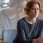 Mujer reflexiva simbolizando las secuelas del abuso sexual infantil en mujeres adultas, trauma y resiliencia.